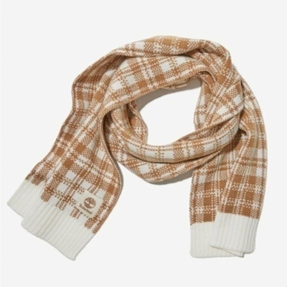 HOST PICK! 🎉 TIMBERLAND Women’s Plaid Scarf